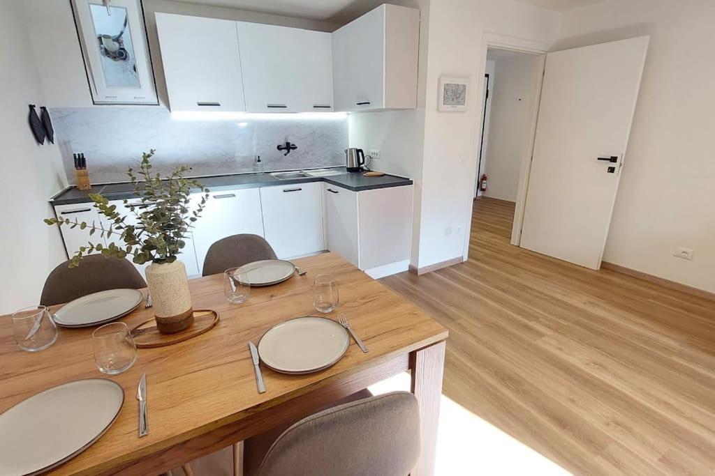 Renovated Flat Close To The Centre Merano Exterior foto